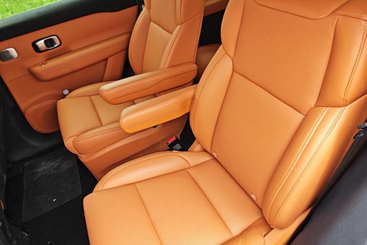 Used Leapmotor C16 2024 Range-Extended 200 LiDAR Edition Left Rear Seat