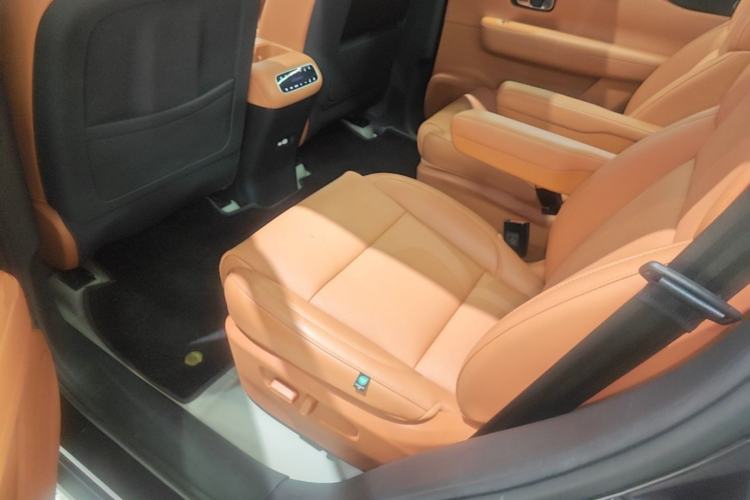 Used Leapmotor C16 2024 Range-Extended 200 LiDAR Edition Left Rear Seat