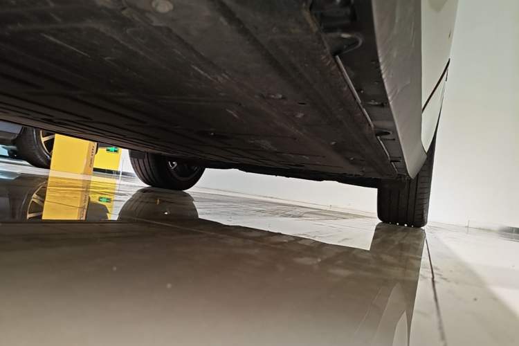 Used Leapmotor C16 2024 All-Electric 520 LiDAR Edition Left Side Sill