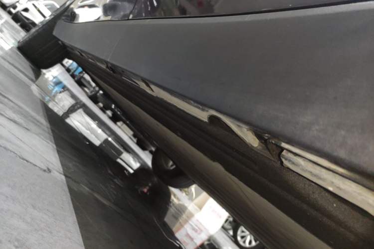 Used Leapmotor C16 2024 All-Electric 580 Luxury Edition Left Side Sill