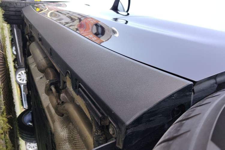 Used Leapmotor C16 2024 Range-Extended 200 LiDAR Edition Left Side Sill