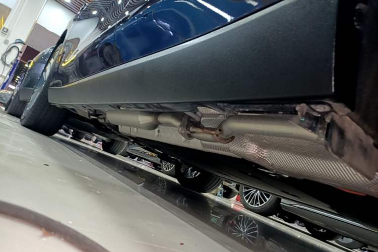 Used Leapmotor C16 2024 Range-Extended 200 LiDAR Edition Left Side Sill