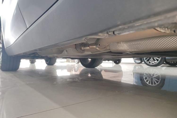 Used Leapmotor C16 2024 Range-Extended 200 LiDAR Edition Left Side Sill