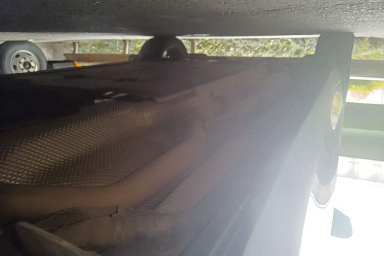 Used Leapmotor C16 2024 Range-Extended 200 LiDAR Edition Left Side Sill