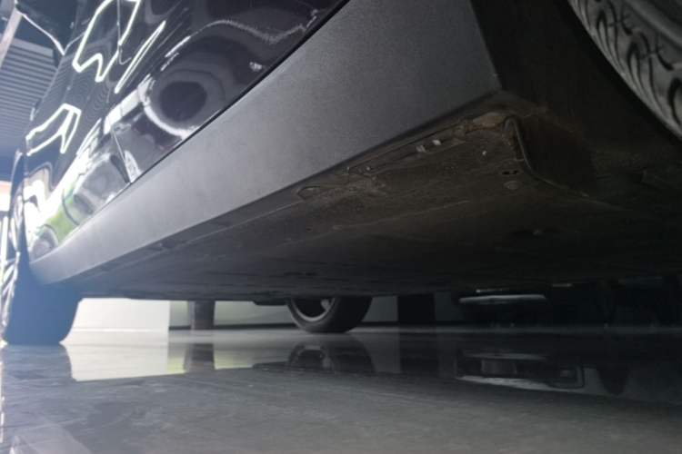 Used Leapmotor C16 2024 Pure Electric 520 Deluxe Edition Left Side Sill