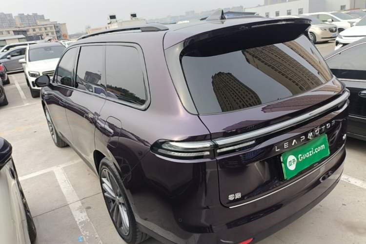 Used Leapmotor C16 2024 Range-Extended 200 Luxury Edition Rear Left 45 Deg
