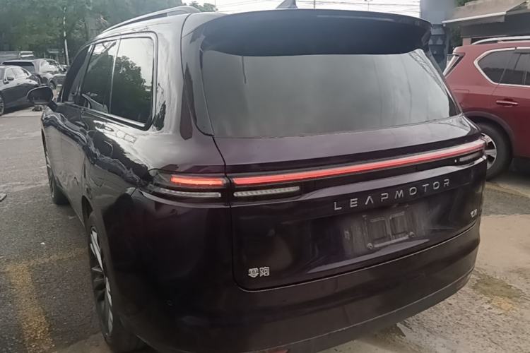 Used Leapmotor C16 2024 Range-Extended 200 Luxury Edition Rear Left 45 Deg