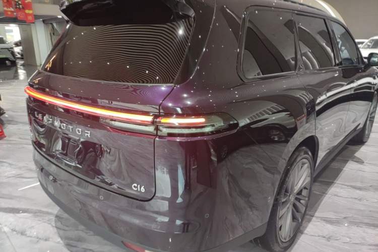 Used Leapmotor C16 2024 All-Electric 580 Luxury Edition Rear Right 45 Deg