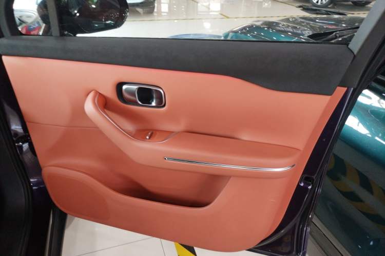 Used Leapmotor C16 2024 Range-Extended 200 LiDAR Edition Right Front Door Interior