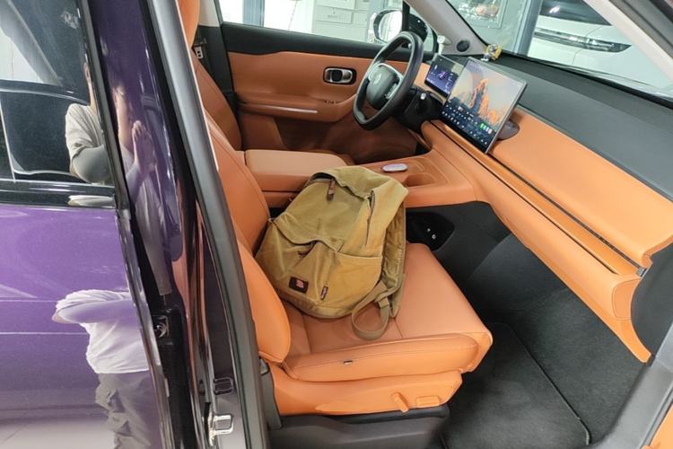 Used Leapmotor C16 2024 Range-Extended 200 LiDAR Edition Right Front Seat
