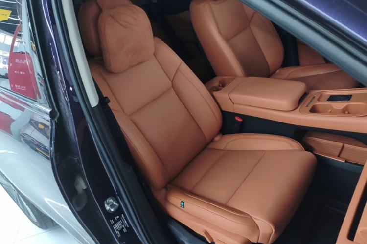 Used Leapmotor C16 2024 Range-Extended 200 Luxury Edition Right Front Seat