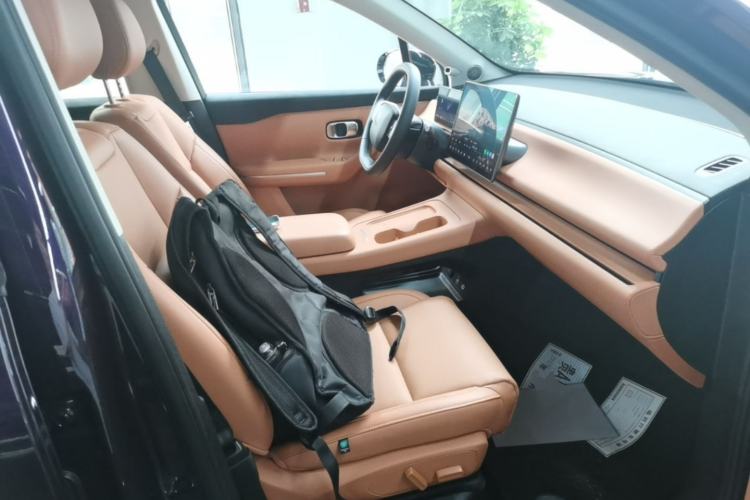 Used Leapmotor C16 2024 Range-Extended 200 LiDAR Edition Right Front Seat