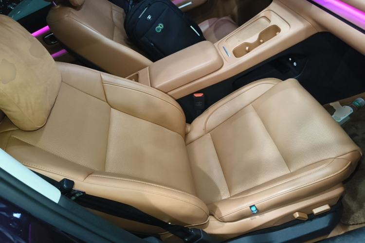 Used Leapmotor C16 2024 Range-Extended 200 Luxury Edition Right Front Seat