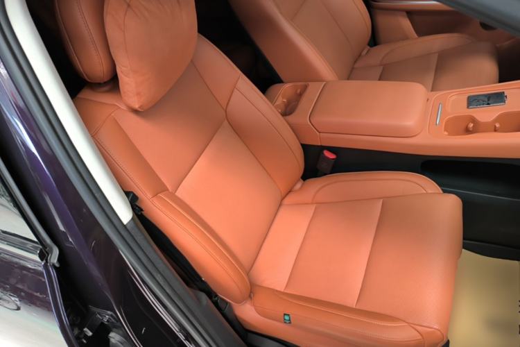 Used Leapmotor C16 2024 Range-Extended 200 Luxury Edition Right Front Seat