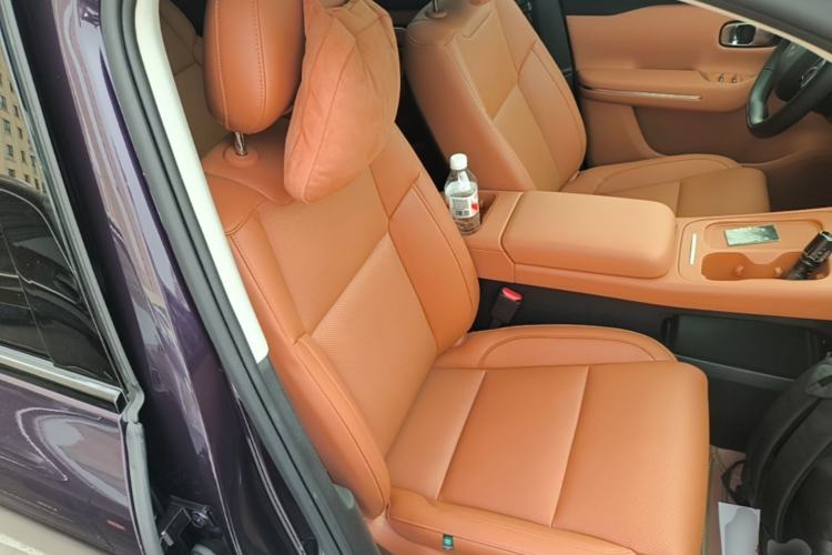Used Leapmotor C16 2024 Range-Extended 200 Luxury Edition Right Front Seat