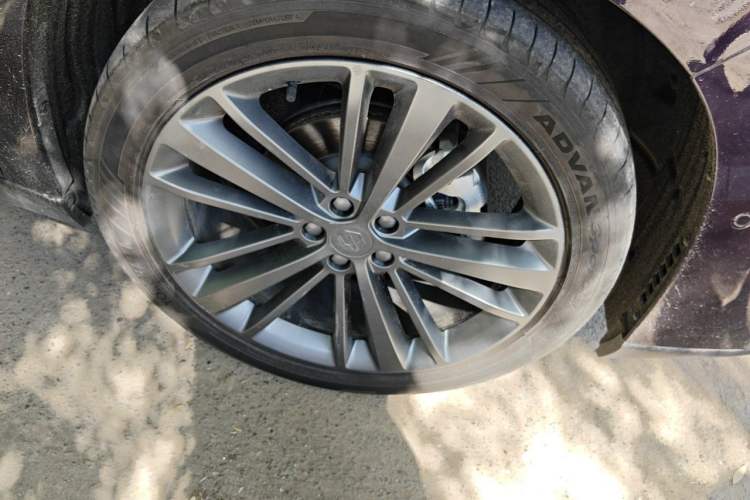 Used Leapmotor C16 2024 Range-Extended 200 Luxury Edition Right Front Wheel Hub