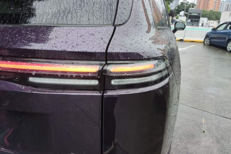 Used Leapmotor C16 2024 Range-Extended 200 LiDAR Edition Right Rear Taillight