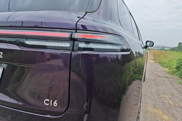 Used Leapmotor C16 2024 Range-Extended 200 LiDAR Edition Right Rear Taillight