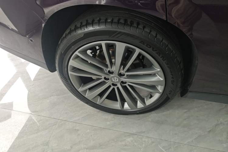 Used Leapmotor C16 2024 Range-Extended 200 LiDAR Edition Right Rear Wheel Hub