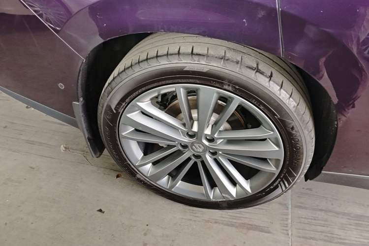 Used Leapmotor C16 2024 Range-Extended 200 LiDAR Edition Right Rear Wheel Hub