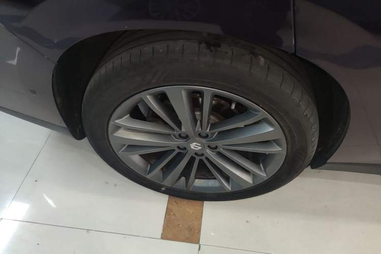 Used Leapmotor C16 2024 Range-Extended 200 LiDAR Edition Right Rear Wheel Hub