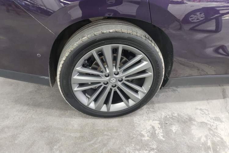 Used Leapmotor C16 2024 Range-Extended 200 LiDAR Edition Right Rear Wheel Hub