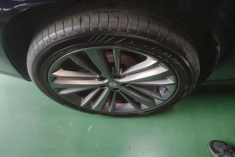 Used Leapmotor C16 2024 Pure Electric 520 Deluxe Edition Right Rear Wheel Hub