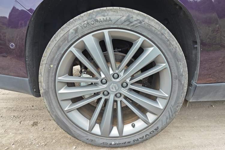 Used Leapmotor C16 2024 Range-Extended 200 LiDAR Edition Right Rear Wheel Hub