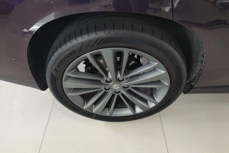Used Leapmotor C16 2024 Range-Extended 200 LiDAR Edition Right Rear Wheel Hub