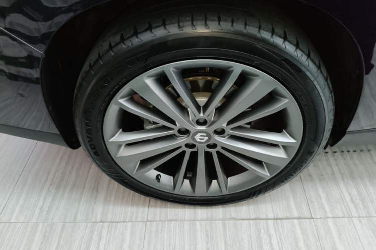 Used Leapmotor C16 2024 Range-Extended 200 Luxury Edition Right Rear Wheel Hub