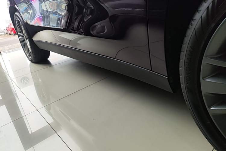 Used Leapmotor C16 2024 Range-Extended 200 LiDAR Edition Right Side Sill