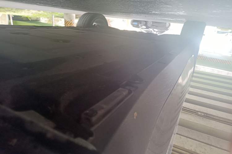 Used Leapmotor C16 2024 Range-Extended 200 LiDAR Edition Right Side Sill