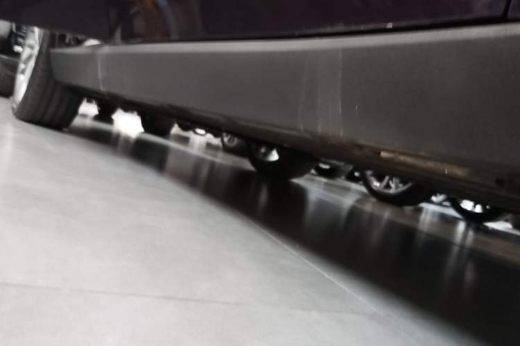 Used Leapmotor C16 2024 Range-Extended 200 LiDAR Edition Right Side Sill