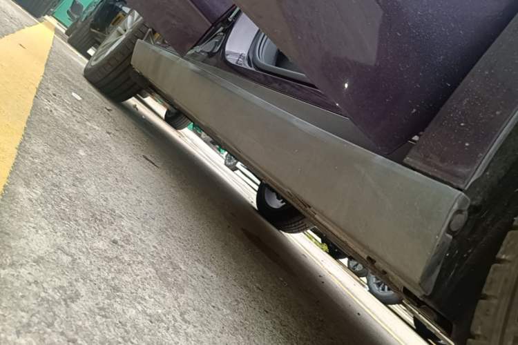 Used Leapmotor C16 2024 Pure Electric 520 Deluxe Edition Right Side Sill