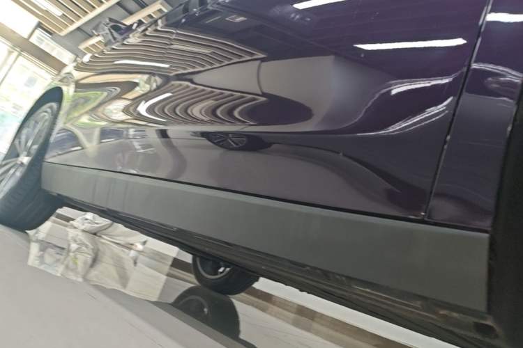 Used Leapmotor C16 2024 Range-Extended 200 Luxury Edition Right Side Sill