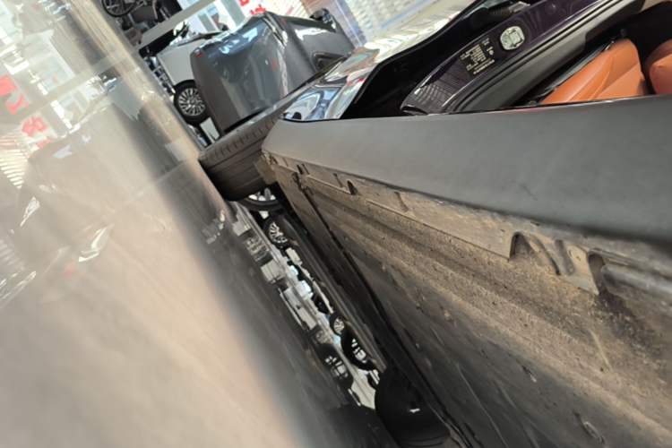 Used Leapmotor C16 2024 Range-Extended 200 Luxury Edition Right Side Sill