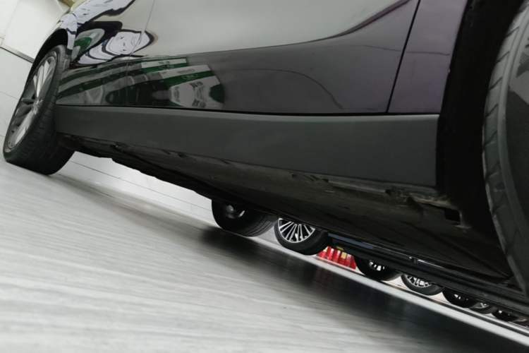 Used Leapmotor C16 2024 Range-Extended 200 Luxury Edition Right Side Sill