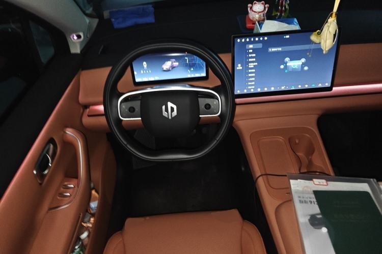 Used Leapmotor C16 2024 Range-Extended 200 Luxury Edition Steering Wheel