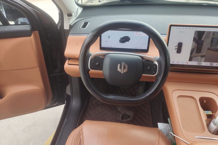 Used Leapmotor C16 2024 Range-Extended 200 Luxury Edition Steering Wheel