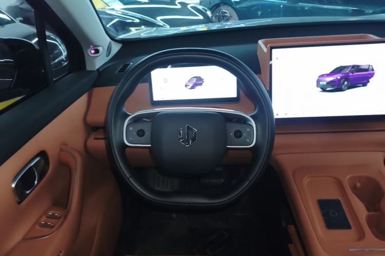 Used Leapmotor C16 2024 Range-Extended 200 Luxury Edition Steering Wheel