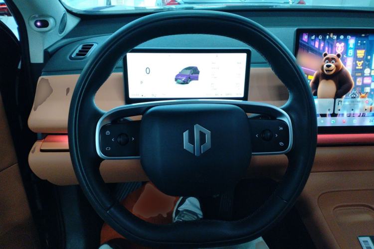 Used Leapmotor C16 2024 Range-Extended 200 LiDAR Edition Steering Wheel