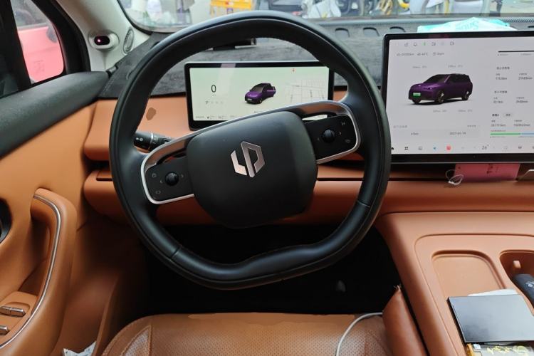 Used Leapmotor C16 2024 Range-Extended 200 LiDAR Edition Steering Wheel