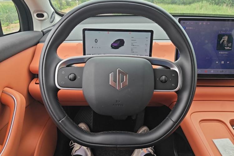 Used Leapmotor C16 2024 Range-Extended 200 LiDAR Edition Steering Wheel
