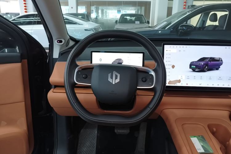 Used Leapmotor C16 2024 Range-Extended 200 LiDAR Edition Steering Wheel