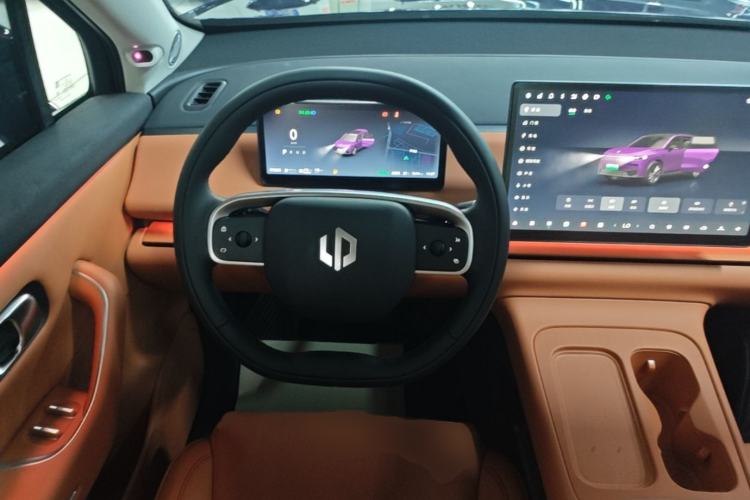 Used Leapmotor C16 2024 Range-Extended 200 Luxury Edition Steering Wheel