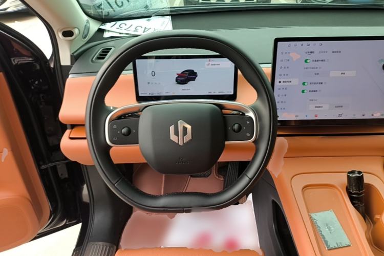 Used Leapmotor C16 2024 Range-Extended 200 Luxury Edition Steering Wheel