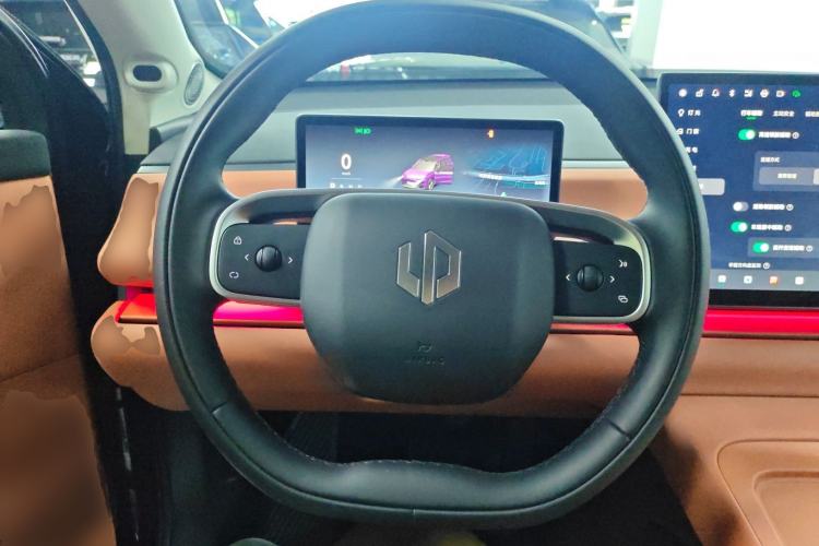 Used Leapmotor C16 2024 Range-Extended 200 LiDAR Edition Steering Wheel
