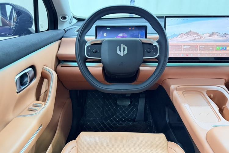 Used Leapmotor C16 2024 Range-Extended 200 LiDAR Edition Steering Wheel