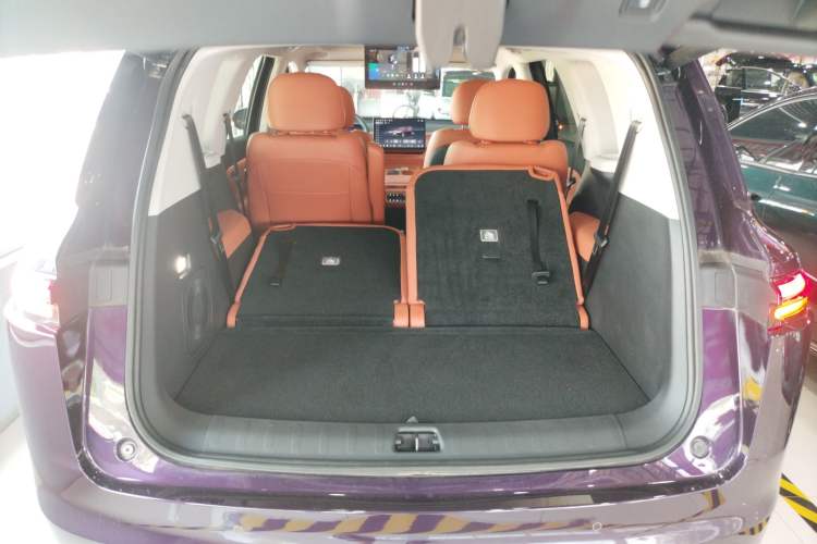 Used Leapmotor C16 2024 Range-Extended 200 LiDAR Edition Trunk