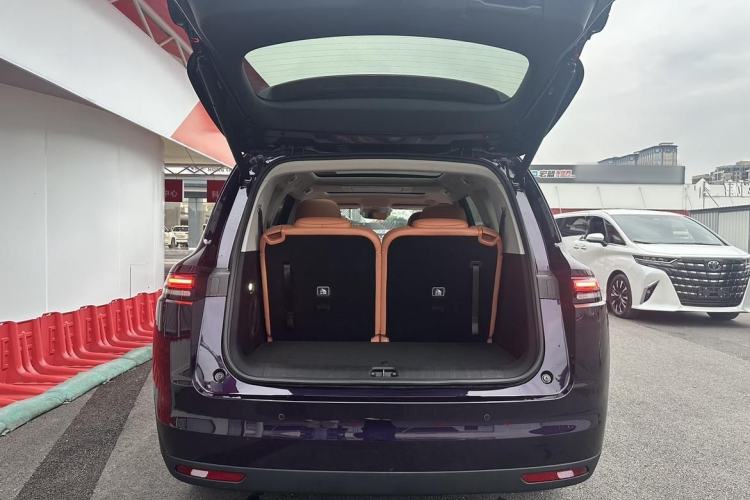 Used Leapmotor C16 2024 Range-Extended 200 LiDAR Edition Trunk